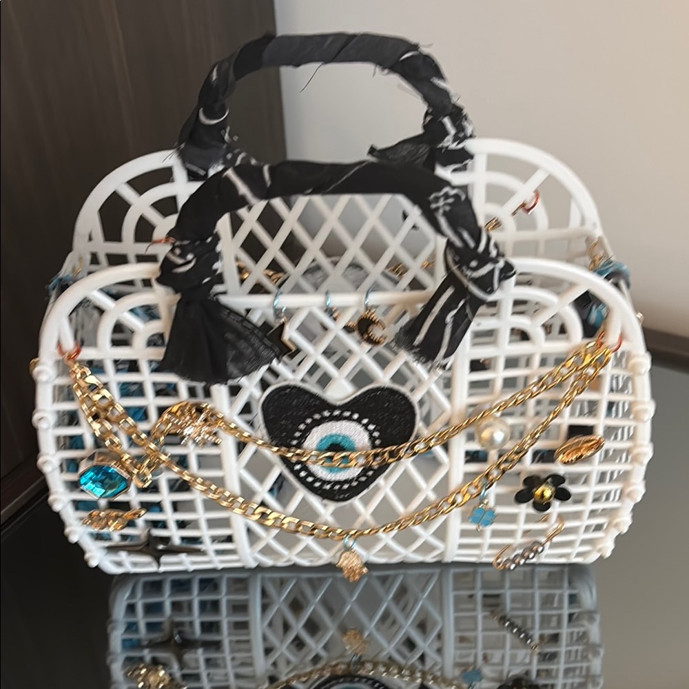 Chic White and Black Handbag with Gold Accents Redsy World